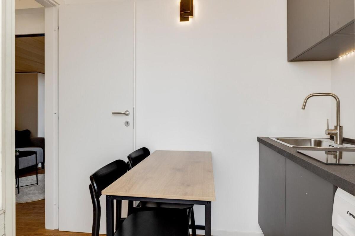 Homeby, Cozy Penthouse Apartment 밀라노 외부 사진